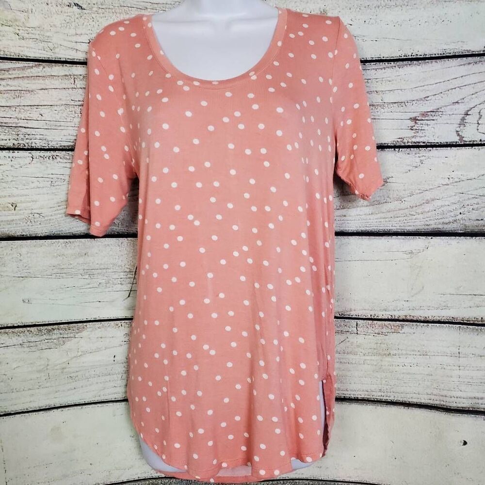 Maurice 24/7 Comfort Apparel Women’s Pink White Polka Dot Tee Size M